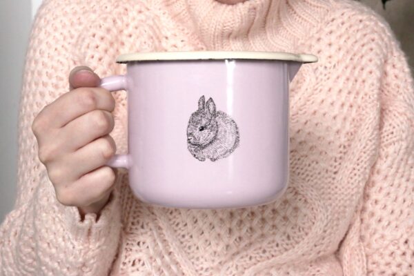 garnek duży emaliowany różowy z dzióbkiem RABBIT
